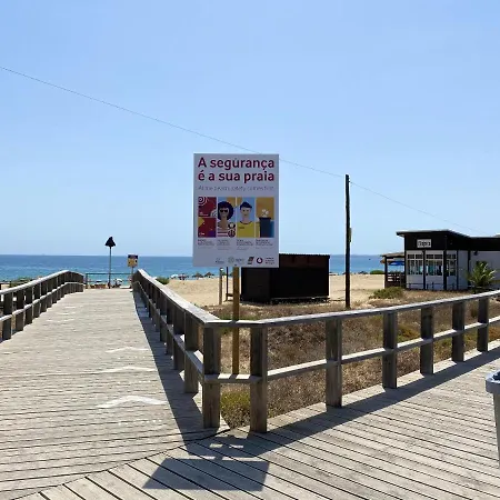 Cozy In 60 M² With Balcony Garden View
