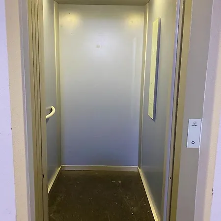 Cozy In 60 M² With Balcony Garden View * Портіман