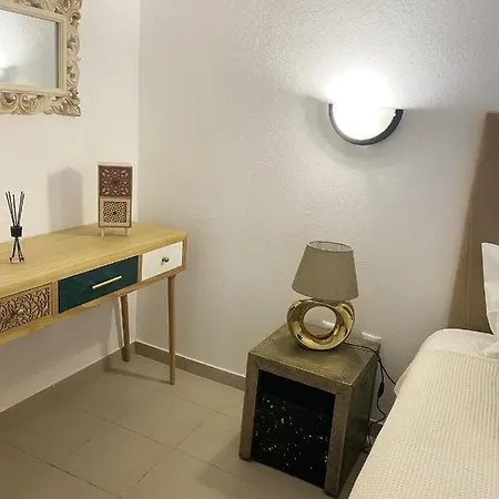 Cozy In 60 M² With Balcony Garden View